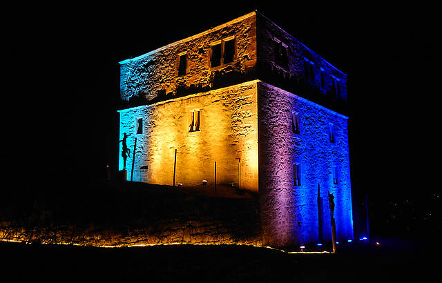 Y-Burg zum Winterweinweg