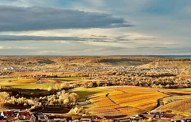 Goldener Herbst im Weinsberger Tal 