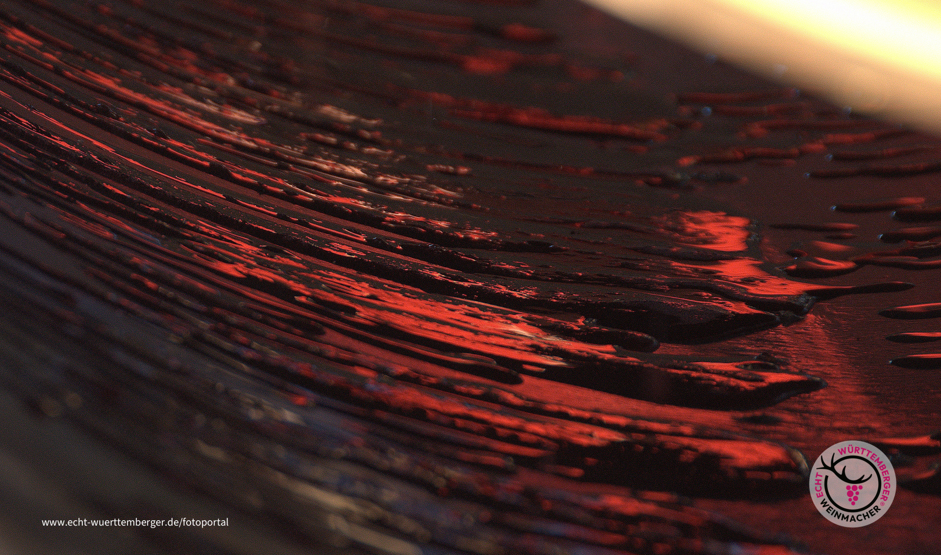 Eiswein, die ersten Tropfen.