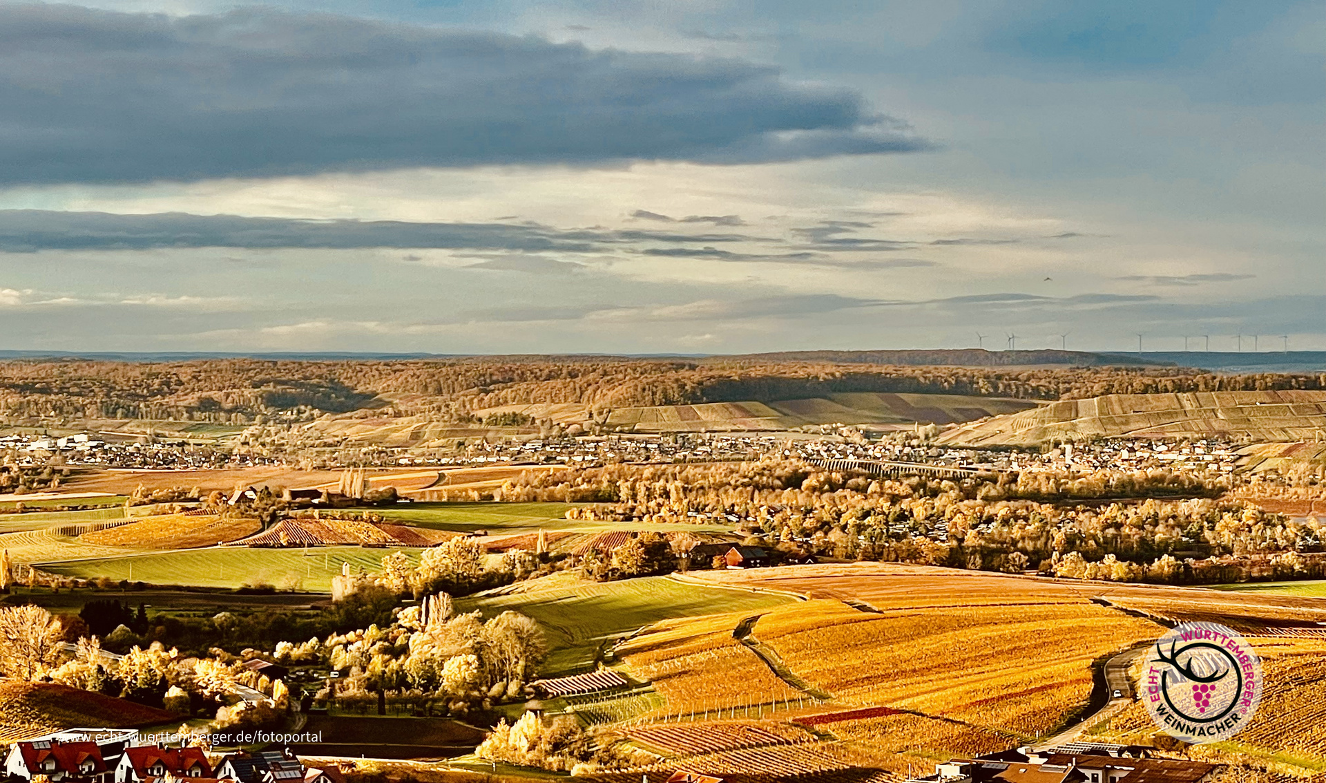 Goldener Herbst im Weinsberger Tal 