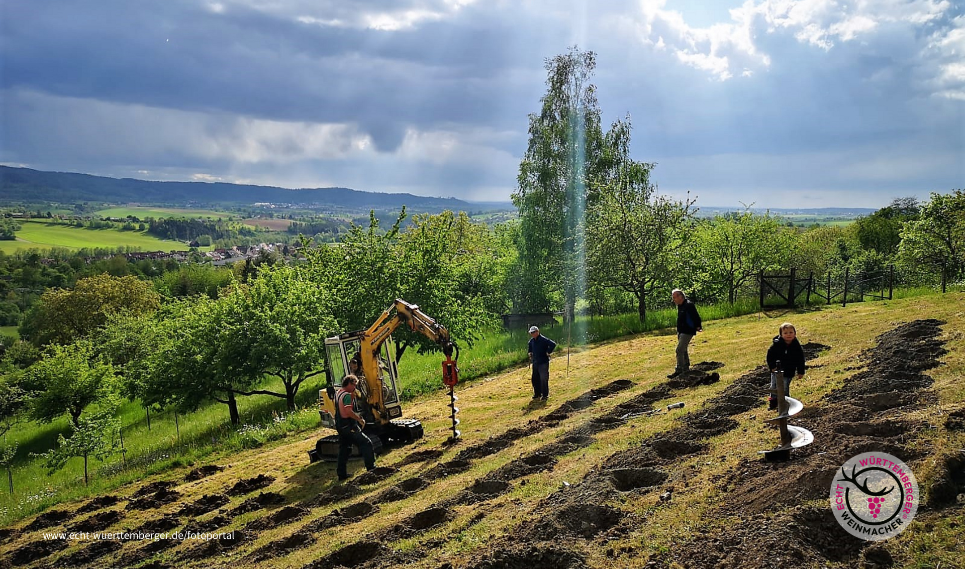 Löcher bohren .............